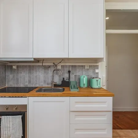 Chiado Charm Sunny 1br With Views With Ac