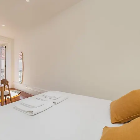 Apartment Chiado Charm Sunny 1br With Views With Ac *