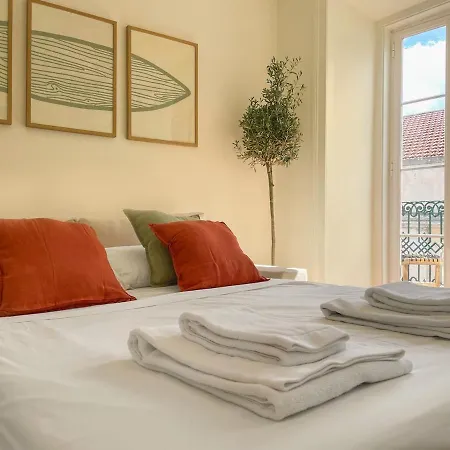 Chiado Charm Sunny 1br With Views With Ac Apartment Lisbon