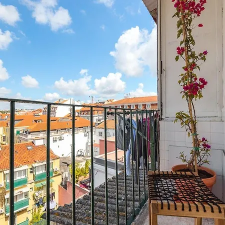 Chiado Charm Sunny 1br With Views With Ac